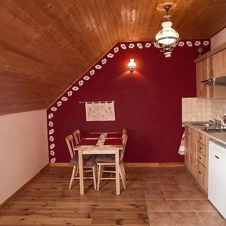 Azuria مزرعة للإقامة بيش